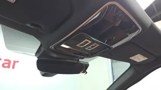 Land Rover 레인지로버 벨라 3.0 D300 R- HSE 2018 16