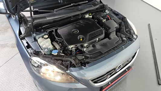 Volvo V40 D2 2014 6
