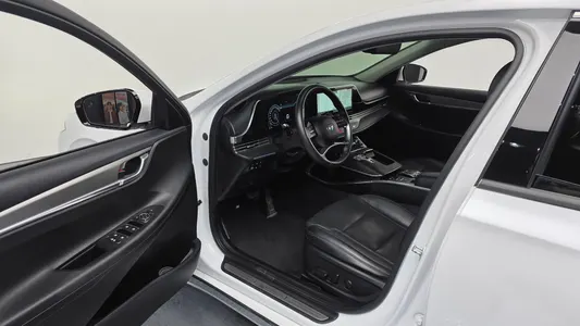 Hyundai IG 2.5 2021 10