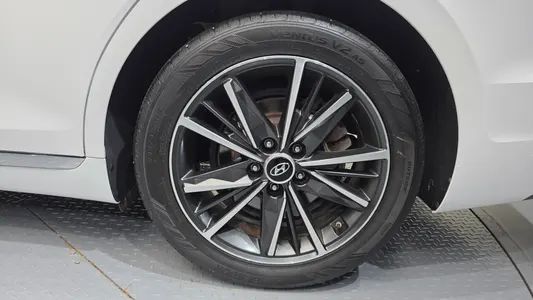 Hyundai IG 2.5 2021 21
