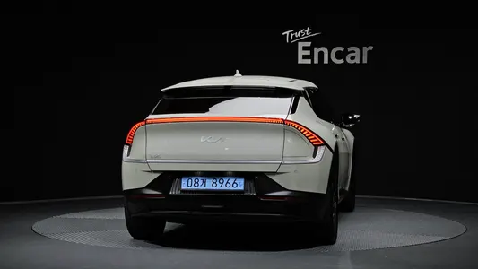 Kia EV6 2023 4