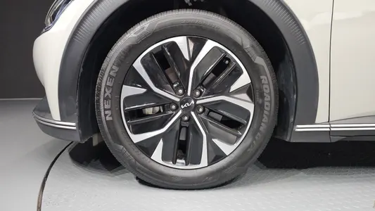 Kia EV6 2023 5