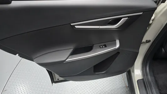 Kia EV6 2023 25