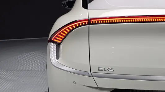 Kia EV6 2023 23