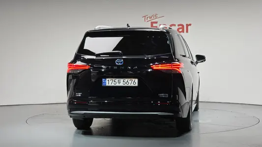 Toyota 4 2.5 AWD 2024 4