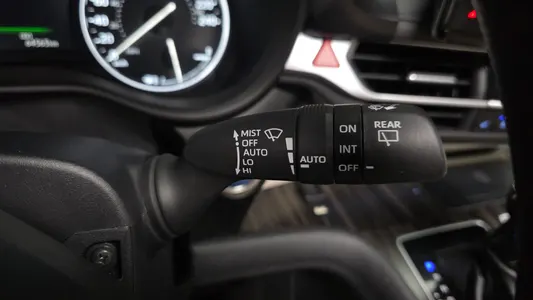 Toyota 4 2.5 AWD 2024 33
