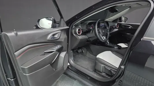 Chevrolet 트랙스 크로스오버 1.2 2024 10
