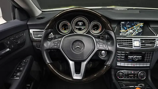 Mercedes-Benz CLS-Class W218 CLS350 2012 13