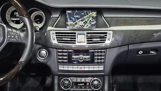 Mercedes-Benz CLS-Class W218 CLS350 2012 15