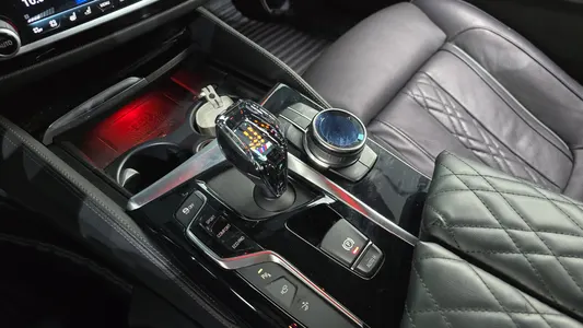 BMW 6 Series GT (G32) 630i xDrive M 2019 9