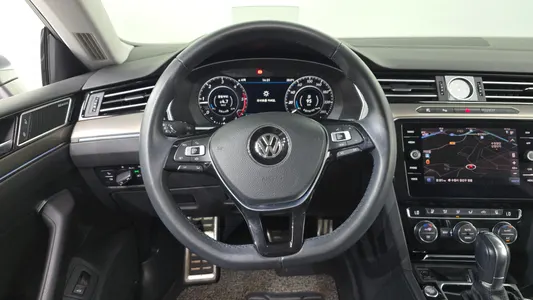 Volkswagen 아테온 2.0 TDI 2019 13