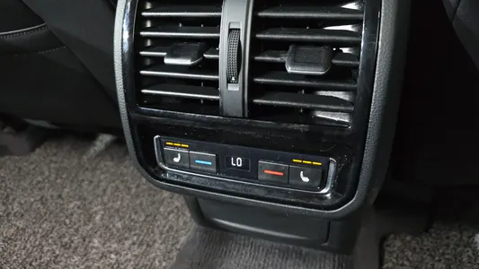 Volkswagen 아테온 2.0 TDI 2019 16