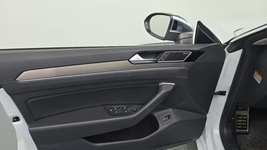 Volkswagen 아테온 2.0 TDI 2019 24