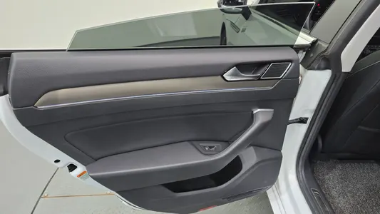 Volkswagen 아테온 2.0 TDI 2019 25