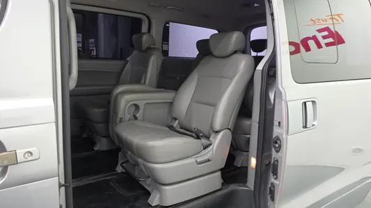 Hyundai Grand Starex 11 2014 12