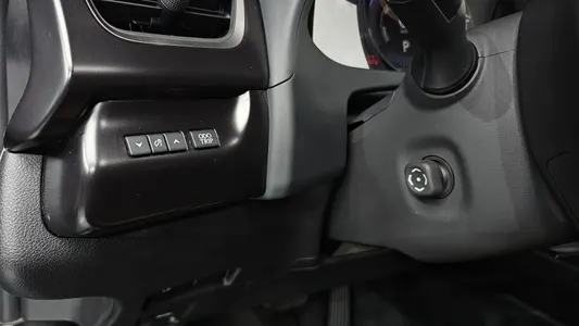 Lexus UX250h 2.0 2WD 2023 14
