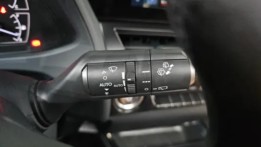 Lexus UX250h 2.0 2WD 2023 29
