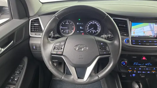 Hyundai Tucson 2.0 4WD 2015 13