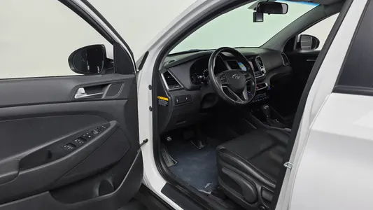 Hyundai Tucson 2.0 4WD 2015 10