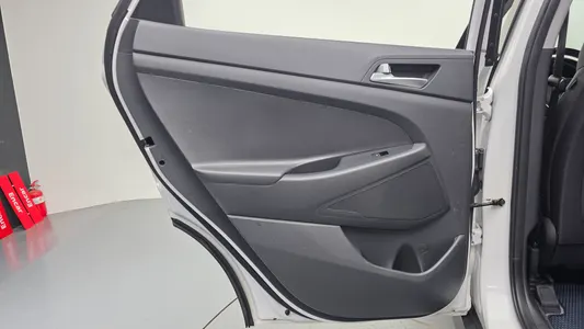 Hyundai Tucson 2.0 4WD 2015 25