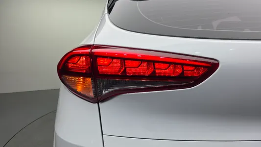 Hyundai Tucson 2.0 4WD 2015 23