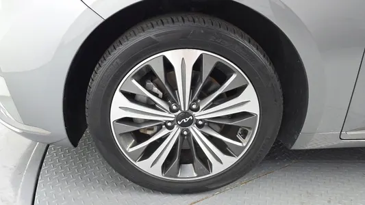 Kia K8 3.5 LPG 2WD 2022 5