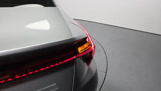 Kia K8 3.5 LPG 2WD 2022 23