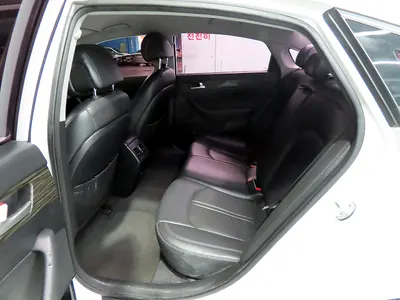Hyundai LF 2.0 2015 12