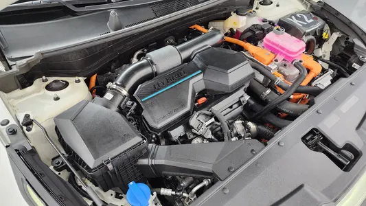 Kia 5 2WD 2023 6