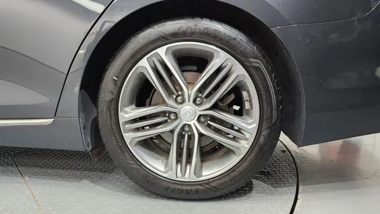Hyundai IG 2.4 2018 21