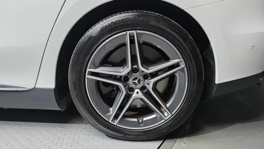 Mercedes-Benz EQE V295 EQE350+ 2022 5
