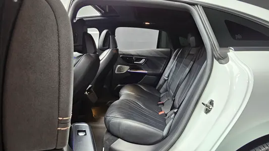 Mercedes-Benz EQE V295 EQE350+ 2022 12