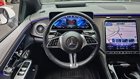 Mercedes-Benz EQE V295 EQE350+ 2022 13