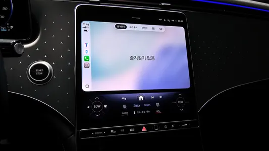 Mercedes-Benz EQE V295 EQE350+ 2022 16