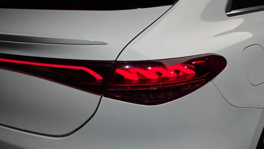 Mercedes-Benz EQE V295 EQE350+ 2022 23