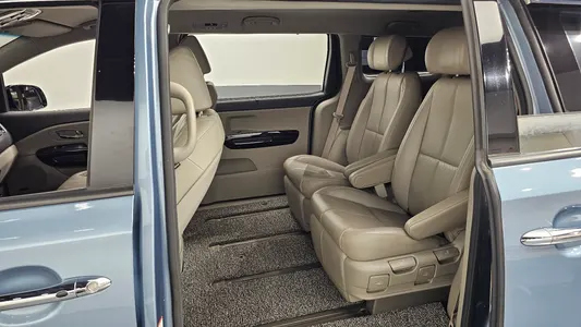 Kia 카니발 7 2015 12
