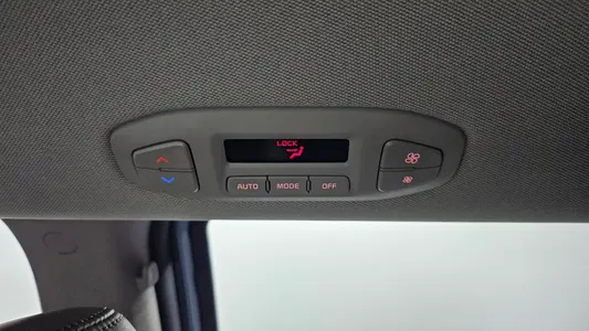 Kia 카니발 7 2015 32