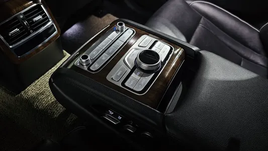Kia K9 3.3 GDI 2018 19
