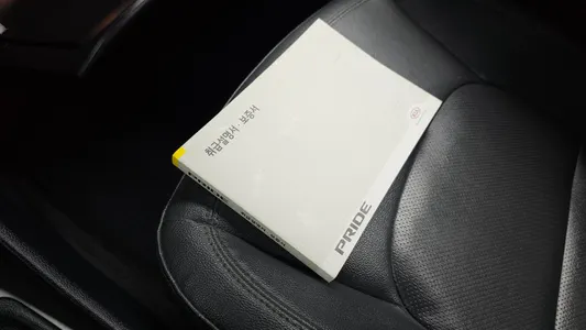 Kia 프라이드 5DR 1.4 2015 15