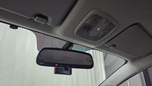 Kia 프라이드 5DR 1.4 2015 28