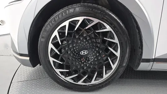 Hyundai Ioniq 5 AWD 2022 5