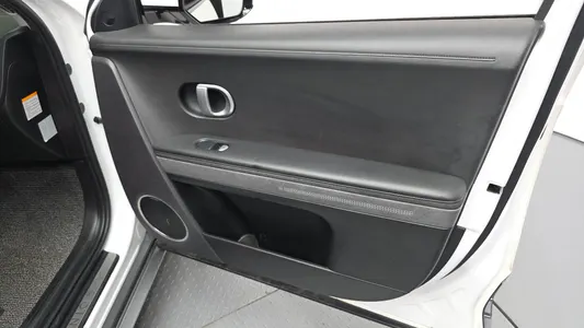 Hyundai Ioniq 5 AWD 2022 24