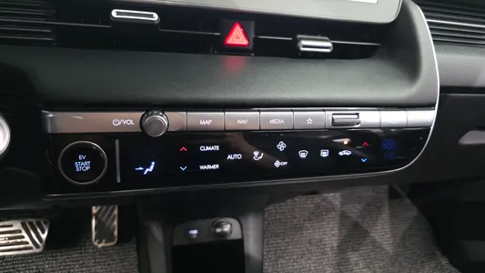 Hyundai Ioniq 5 AWD 2022 29