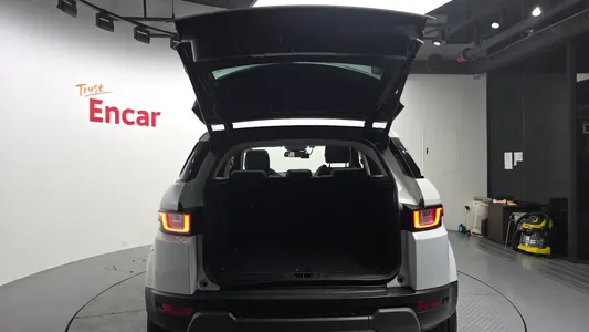 Land Rover 레인지로버 이보크 2.0 TD4 SE 2018 32
