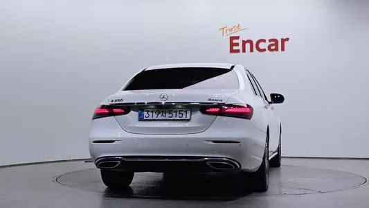 Mercedes-Benz E-Class W213 E350 4MATIC 2021 4