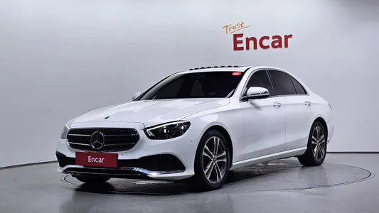 Mercedes-Benz E-Class W213 E350 4MATIC 2021