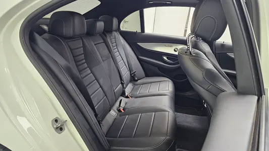 Mercedes-Benz E-Class W213 E350 4MATIC 2021 11