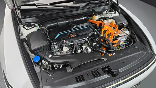 Hyundai (GN7) 2023 6