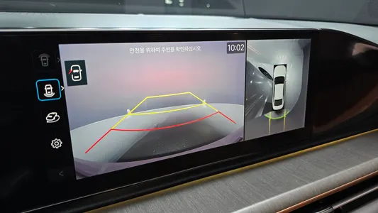 Hyundai (GN7) 2023 15
