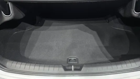 Hyundai (GN7) 2023 29